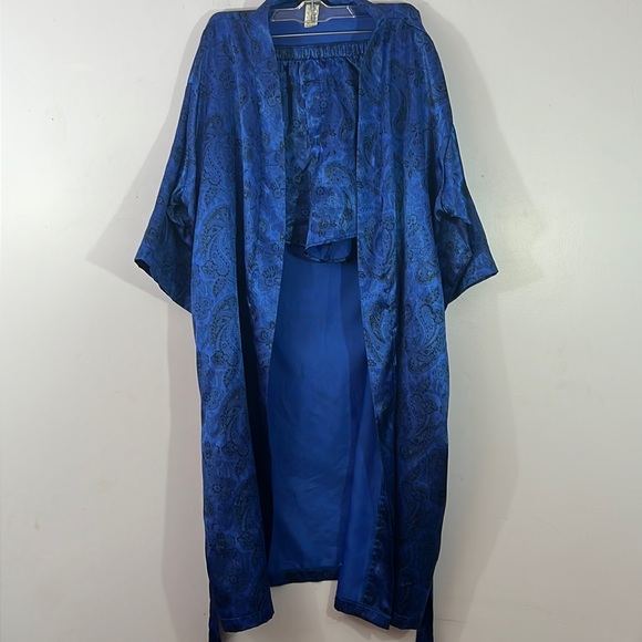 Vintage Frederick’s of Hollywood one size fits all robe with matching shorts,M - Picture 1 of 6